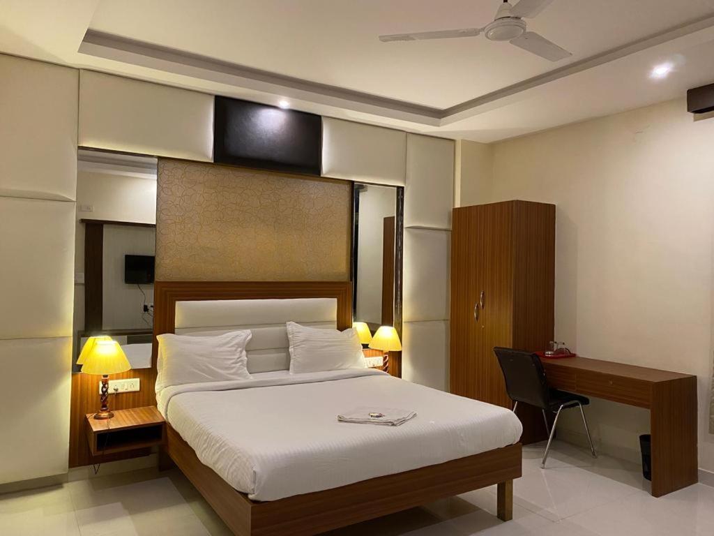 Akshatha Home Stay Bangalore Luaran gambar